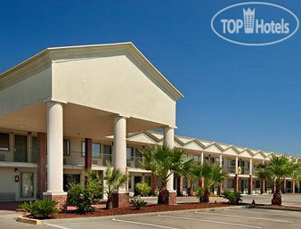 Super 8 Breaux Bridge