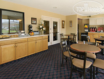 New photos from tourists Super 8 Slidell 2*