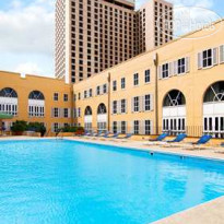 Hilton New Orleans Riverside