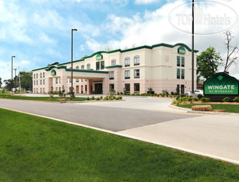 Wingate by Wyndham Lafayette Airport