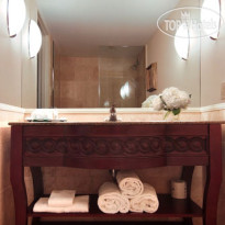 Crowne Plaza Executive Center Baton Rouge 