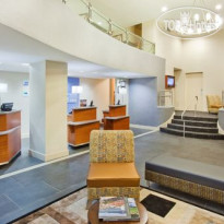 Holiday Inn Express & Suites Atlanta Downtown 