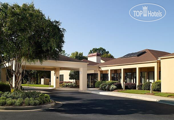 Hotelier's photos Courtyard Atlanta Norcross Peachtree Corners 3*