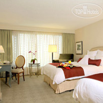 Renaissance Concourse Atlanta Airport 