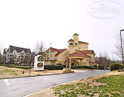Hotelier's photos La Quinta Inn and Suites Atlanta Perimeter Medical Center 3*