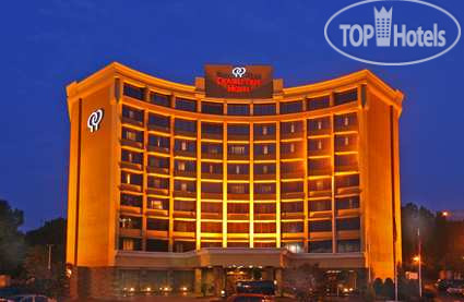 Hotelier's photos DoubleTree Hotel Atlanta/North Druid Hills 3*