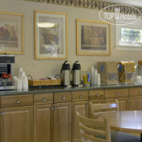 Great Barrington MA Travelodge 