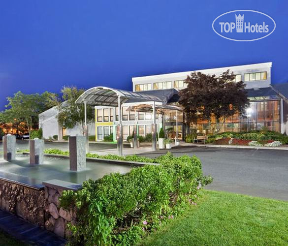 Hotelier's photos Holiday Inn Cape Cod - Hyannis 3*