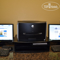 Best Western Plus North Houston Inn & Suites Бизнес-центр