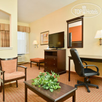 Best Western Plus North Houston Inn & Suites Номер