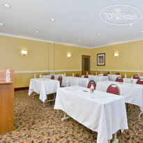 Best Western Plus North Houston Inn & Suites Конференц-зал