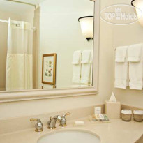 Hilton Garden Inn Addison Ванная комната