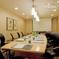 Holiday Inn Express Hotel & Suites Amarillo Комната переговоров