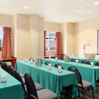 Days Inn & Suites Plano Medical Center Dallas 