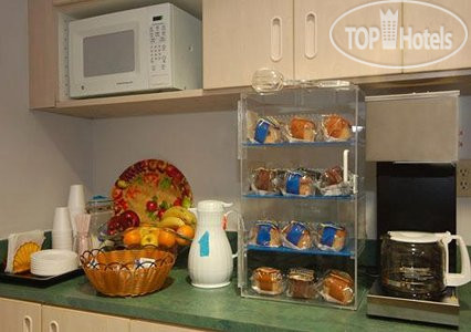 New photos from tourists Econo Lodge & Suites Lewisville 2*