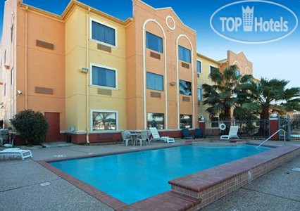 Hotel photo Comfort Inn 3*