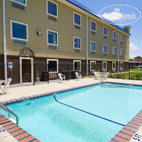 Best Western Plus University Inn & Suites