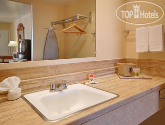 New photos from tourists Super 8 Austin Dtwn Capitol Area 2*