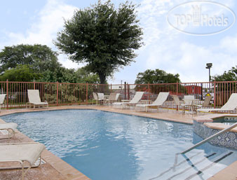 New photos from tourists Days Inn San Antonio Airport 2*