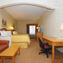 Comfort Suites Near South Broadway Mall