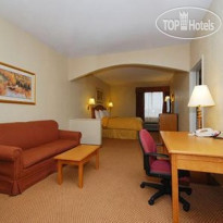 Comfort Suites Near South Broadway Mall