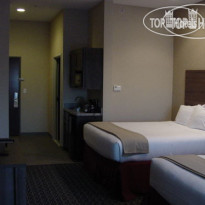Holiday Inn Express Hotel & Suites Fredericksburg