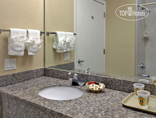 New photos from tourists Super 8 Intercontinental Houston 2*
