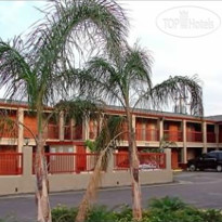 Super 8 Laredo
