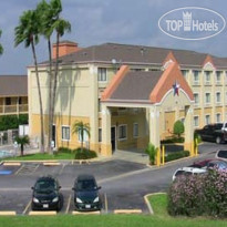 Super 8 Harlingen