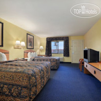 Days Inn by Wyndham Baytown Garth Road I10 East 