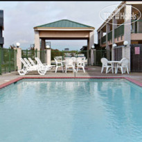 Days Inn San Antonio Northwest Fiesta Park 