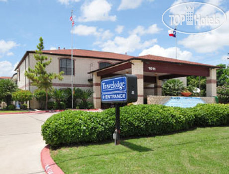 Hotelier's photos Travelodge San Marcos University Downtown 3*