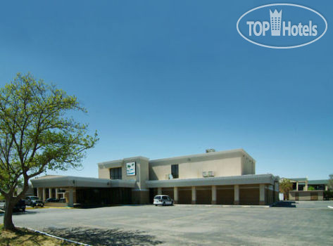 Hotelier's photos Best Western Garden Oasis 2*