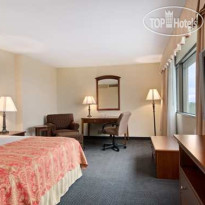 DoubleTree by Hilton Hotel Houston Hobby Airport