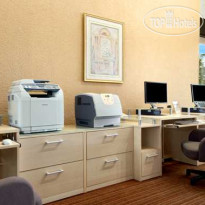 DoubleTree by Hilton Hotel Houston Hobby Airport