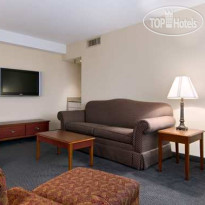 DoubleTree by Hilton Hotel Houston Hobby Airport