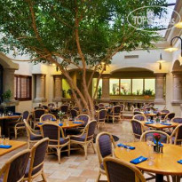 DoubleTree by Hilton Hotel Houston Hobby Airport