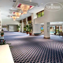 DoubleTree by Hilton Hotel Houston Hobby Airport