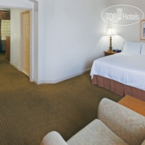 Radisson Hotel El Paso Airport 