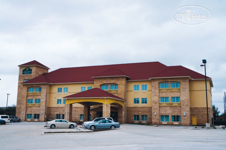 Hotel photo La Quinta Inn & Suites Missouri City 3*