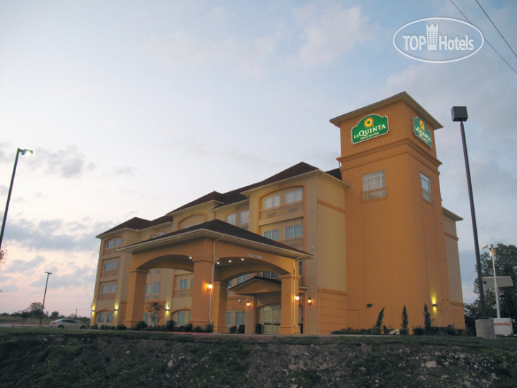 Hotel photo La Quinta Inn & Suites Dallas - Hutchins 3*