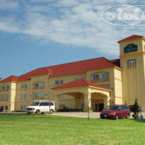 La Quinta Inn & Suites Bridgeport 