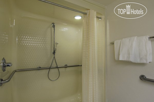 New photos from tourists Red Roof Inn Austin - Round Rock 3*