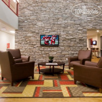 Red Roof Inn & Suites Beaumont 