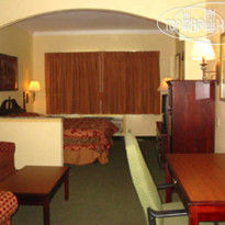 Best Western Plus Sam Houston Inn & Suites 