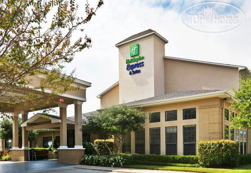 Hotelier's photos Holiday Inn Express Hotel & Suites Stemmons Fwy 2*