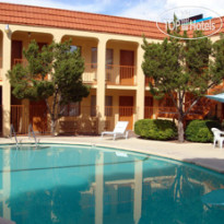 Super 8 El Paso Airport  