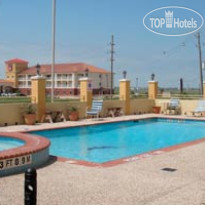 La Quinta Inn & Suites Galveston Seawall West 