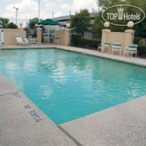 La Quinta Inn Houston Southwest 
