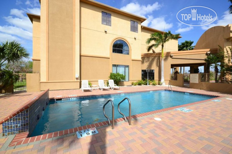 Best Western Casa Villa Suites